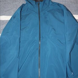 mens lululemon blue jacket
